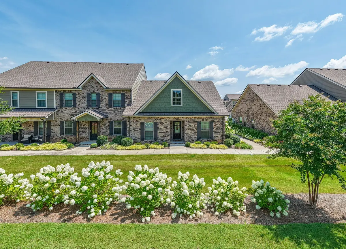 5610 Maples Retreat Dr, Murfreesboro, TN 37127 - #1