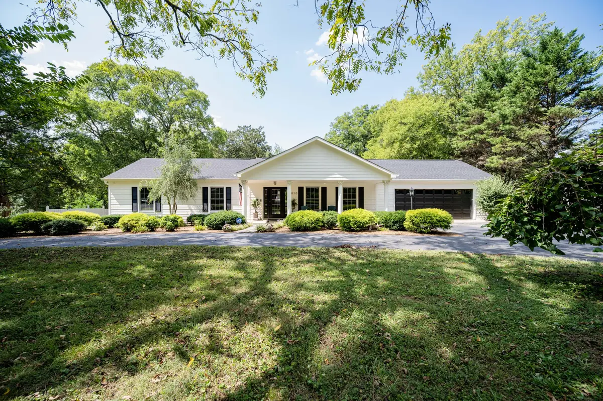810 Cumberland Dr, Winchester, TN 37398 - #1