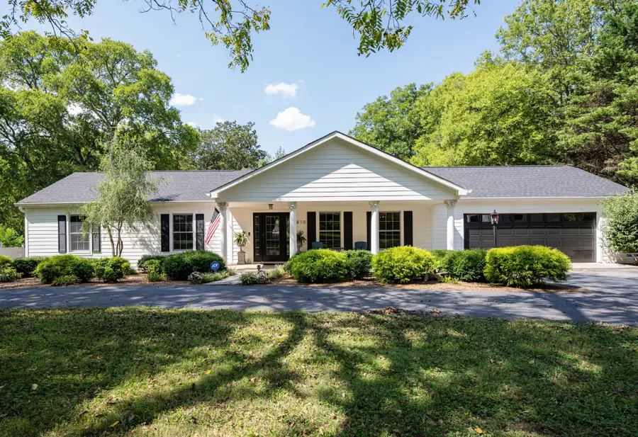 810 Cumberland Dr, Winchester, TN 37398 - #2
