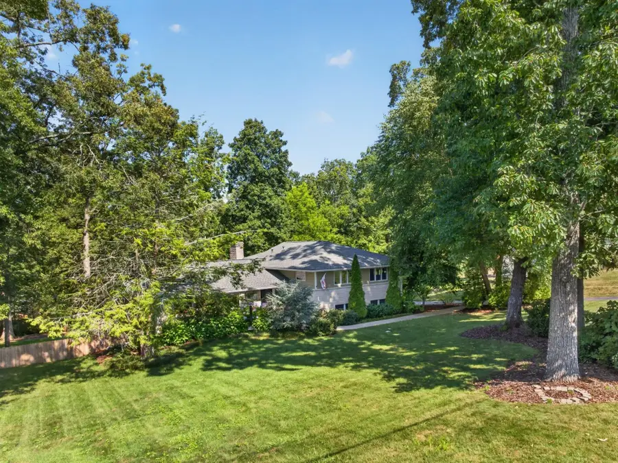 407 N Palisades Drive, Signal Mountain, TN 37377 - #3