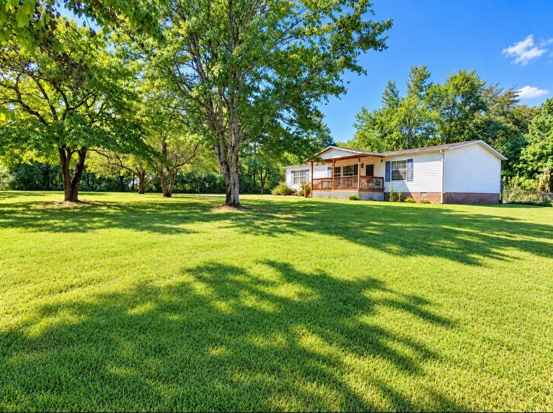 10119 N Twin Springs Rd, Bon Aqua, TN 37025 - #1