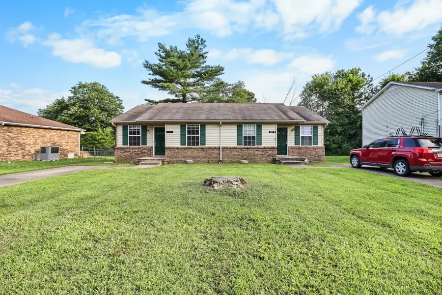 636 R S Bradley Blvd, Clarksville, TN 37042 - #2