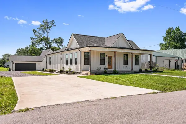 107 Shady St, Summertown, TN 38483