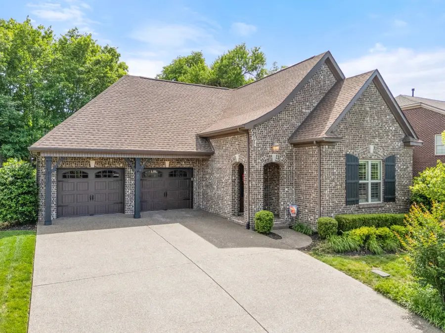 1049 Vinings Blvd, Gallatin, TN 37066 - #2