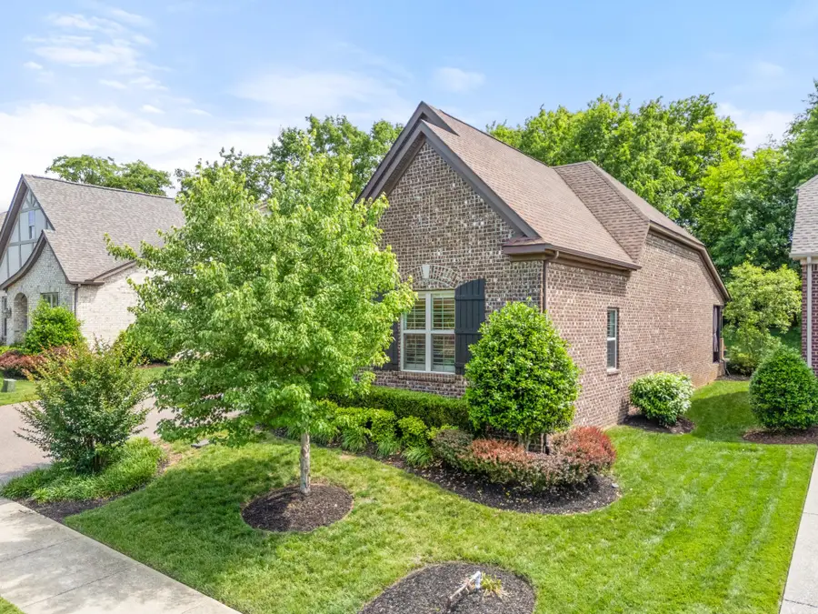 1049 Vinings Blvd, Gallatin, TN 37066 - #3