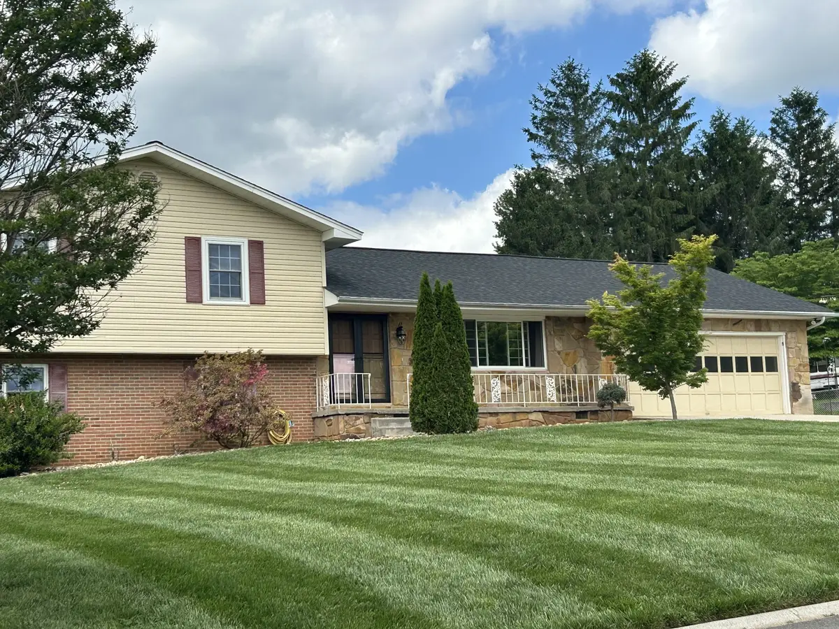 323 Logan St, Seymour, TN 37865 - #1