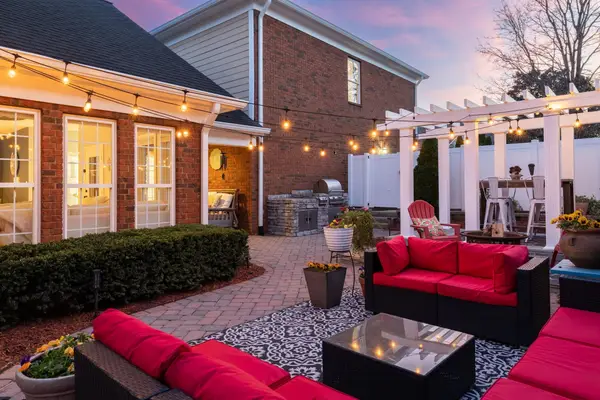 502 Eden Park Dr, Franklin, TN 37067
