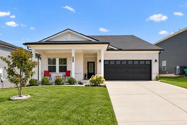 4877 Myra Dr, Hermitage, TN 37076