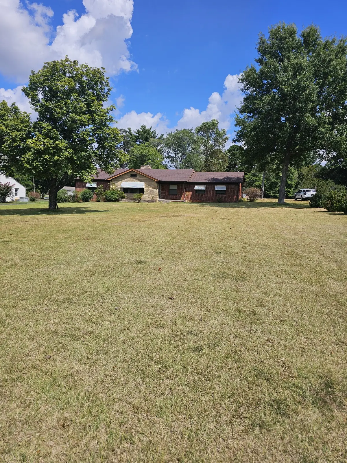 1026 Union St, Shelbyville, TN 37160 - #1