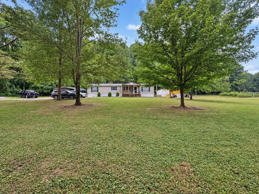 79 Duke Ln, Linden, TN 37096 - #2