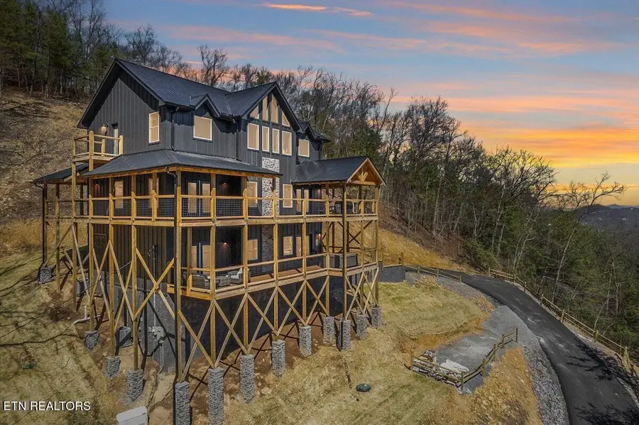2759 Overholt Tr, Sevierville, TN 37862 - #3