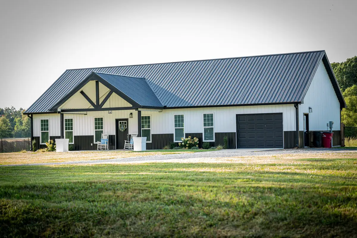 8705 Old Red Boiling Spgs Rd, Lafayette, TN 37083 - #1