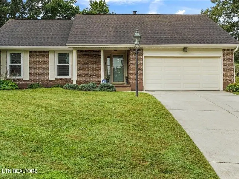 1624 Clear Brook Drive, Knoxville, TN 37922 - #2