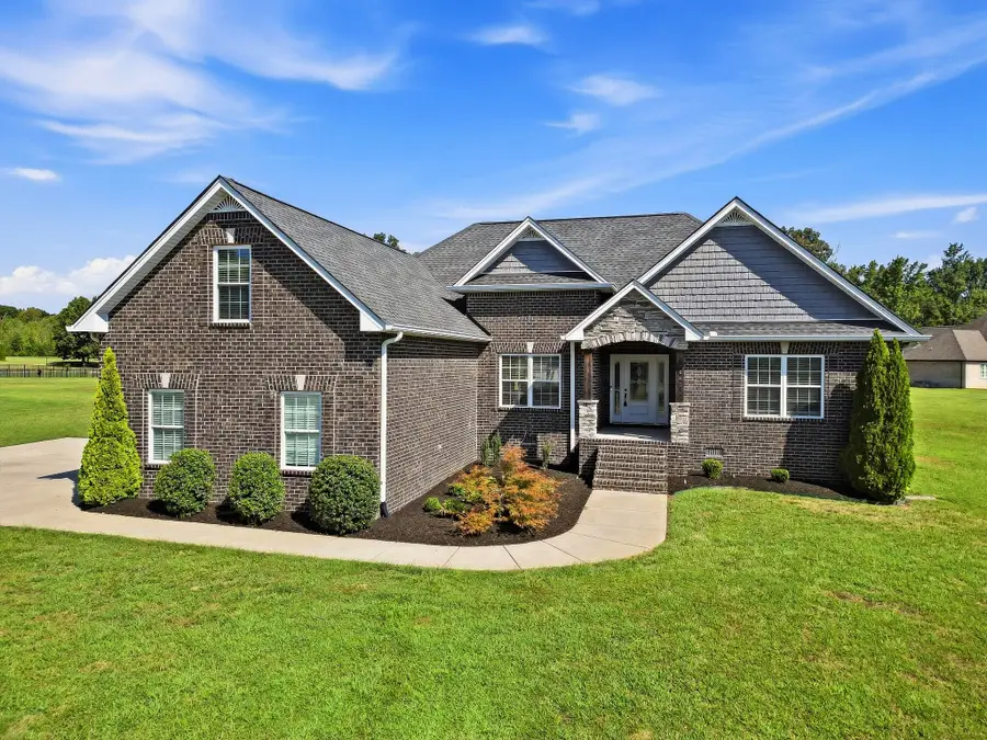 1043 Founders Ln, Portland, TN 37148 - #2