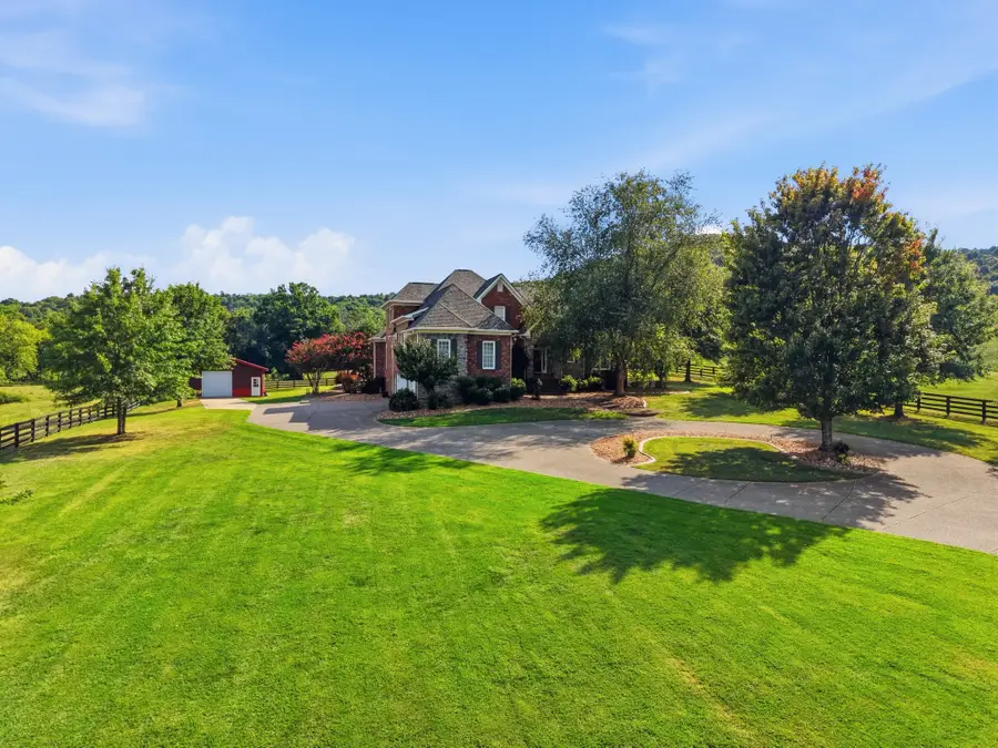 11987 N Milton Rd, Milton, TN 37118 - #3