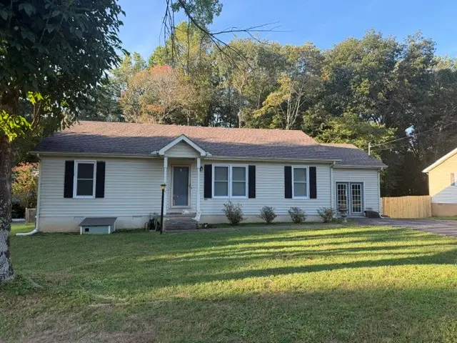 312 Greenfield Ln, Estill Springs, TN 37330 - #3