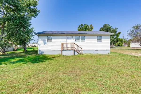 110 Totty Dr, Hohenwald, TN 38462