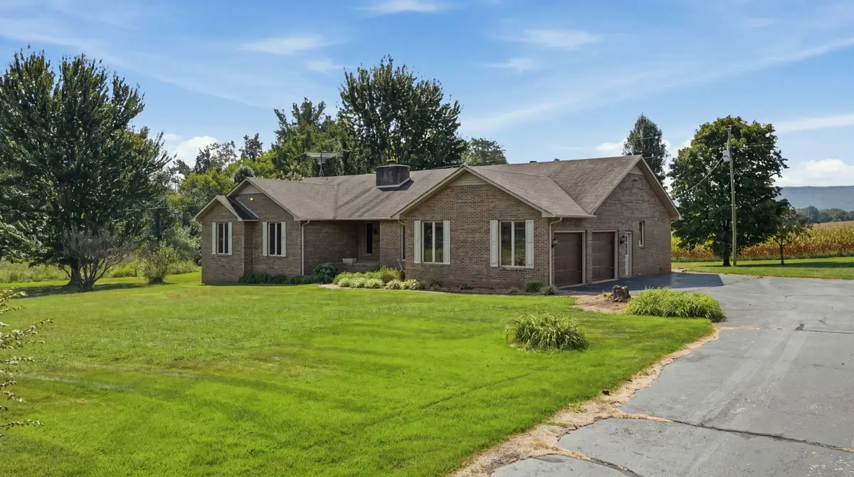 81 Oliver Ln, Pelham, TN 37366 - #1