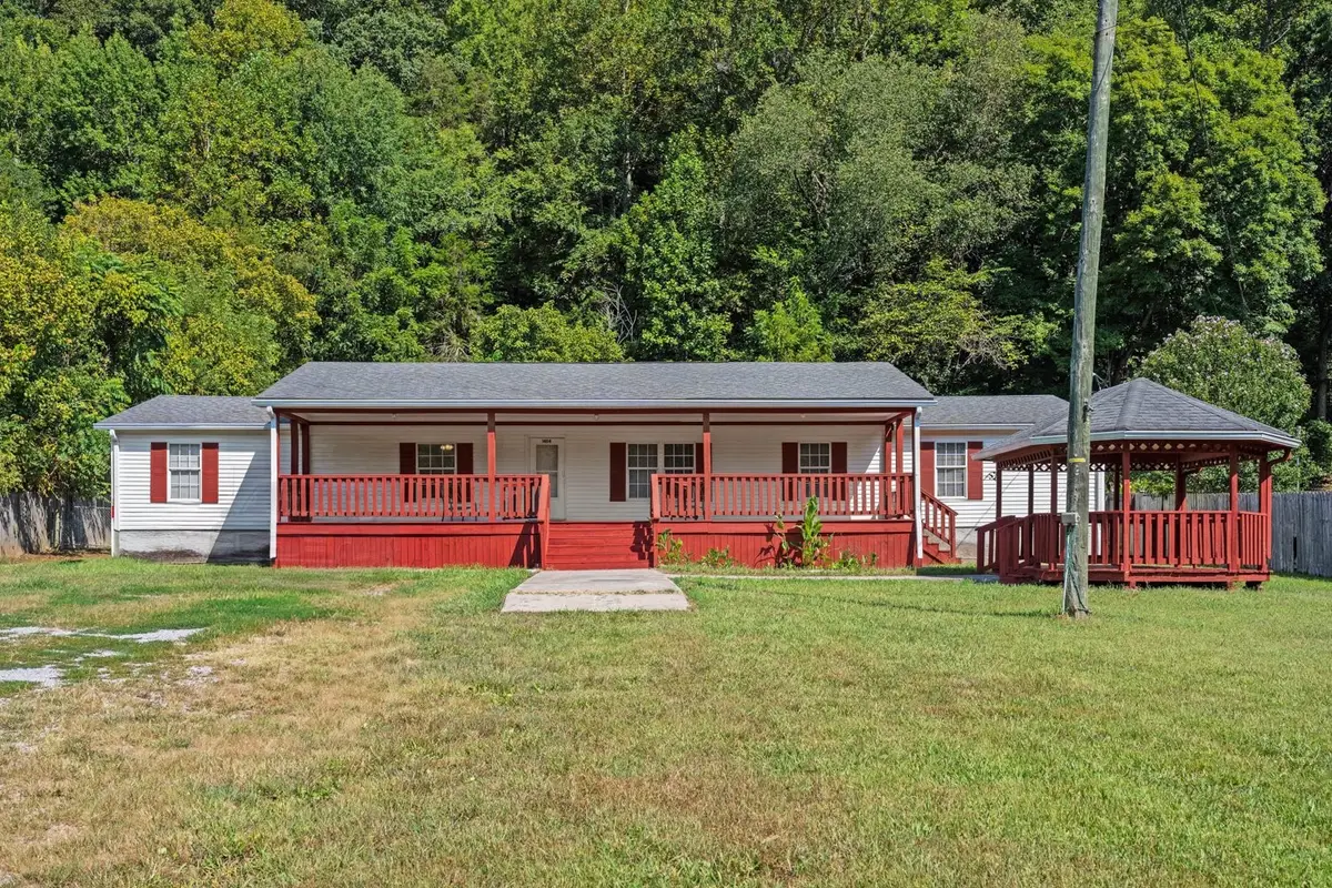 1404 Little Pond Creek Rd, Pegram, TN 37143 - #1