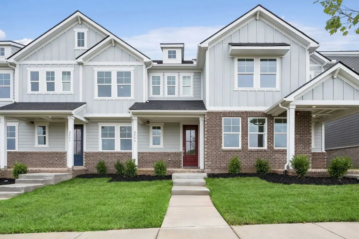 2599 Peaceful Valley Dr, Columbia, TN 38401 - #1