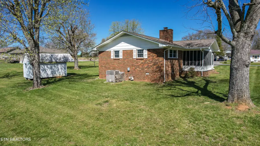 1102 S Tellico St S St, Madisonville, TN 37354 - #3