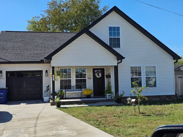 306 Smotherman Ln, Shelbyville, TN 37160