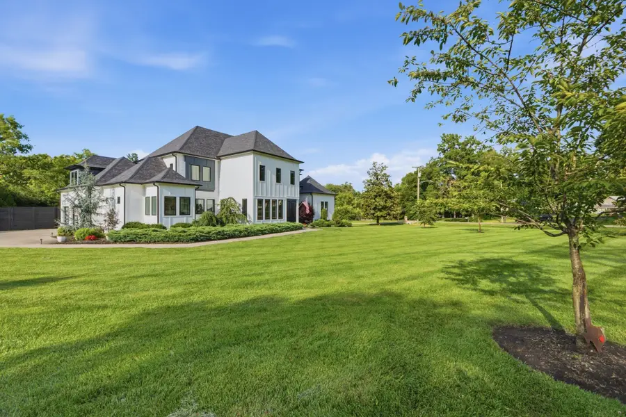 848 W Hillwood Dr, Nashville, TN 37205 - #2