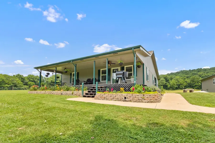560 York Hollow Rd, Pulaski, TN 38478 - #2