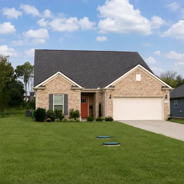 2812 Campanella Dr, Murfreesboro, TN 37128