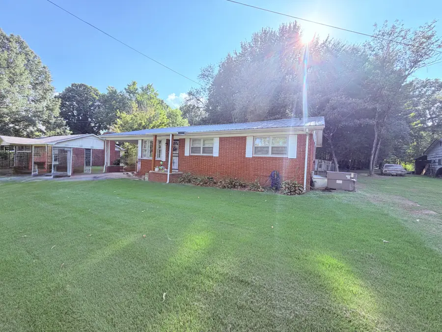 125 Forney Rd, Huntingdon, TN 38344 - #2