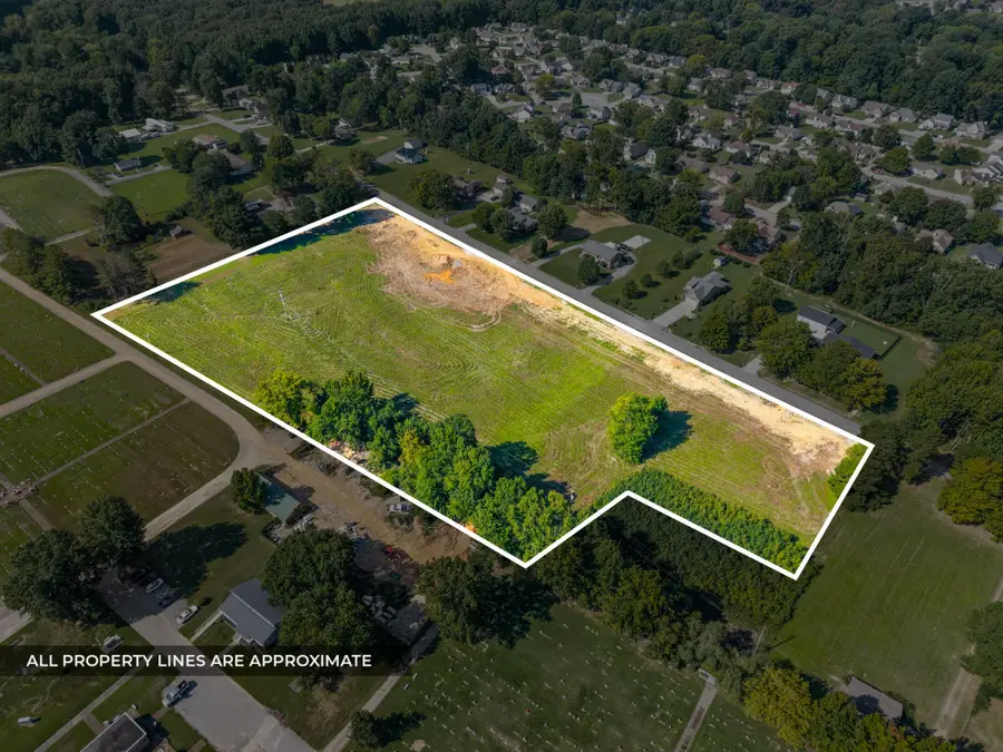8 Harper Road, Clarksville, TN 37043 - #2
