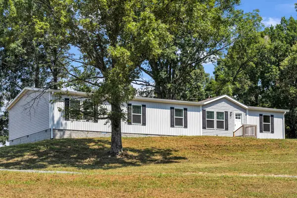 1104 Corum Hill Rd, Castalian Springs, TN 37031