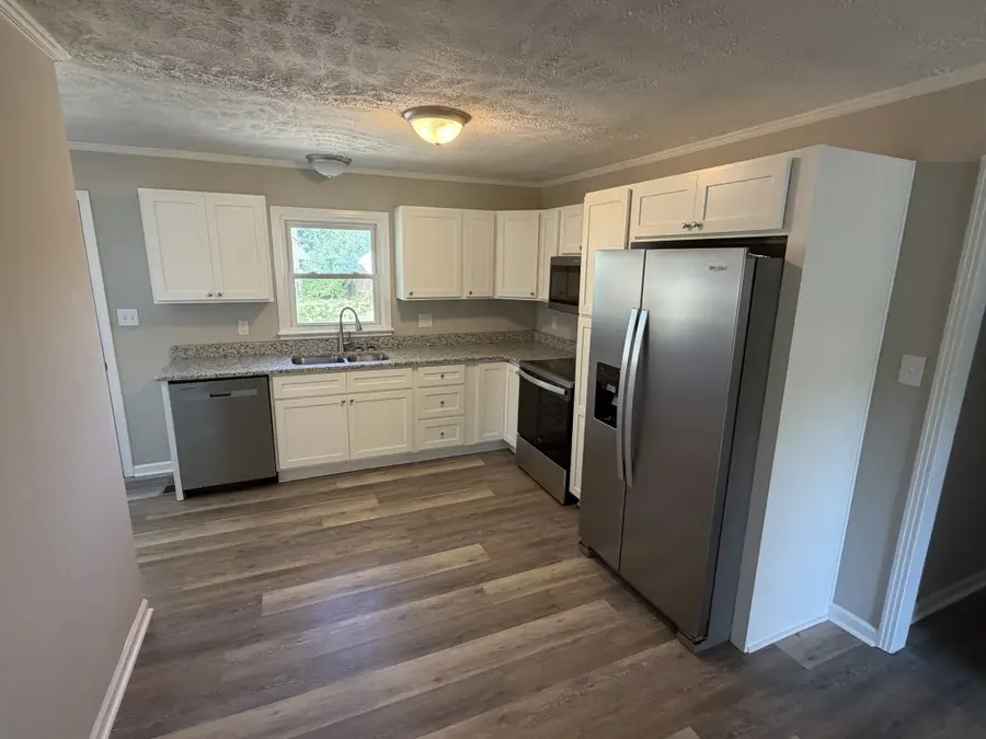 2118 Lambert Dr, Westmoreland, TN 37186 - #2