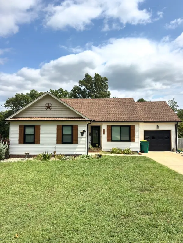 1524 Joanne Cir, Lewisburg, TN 37091