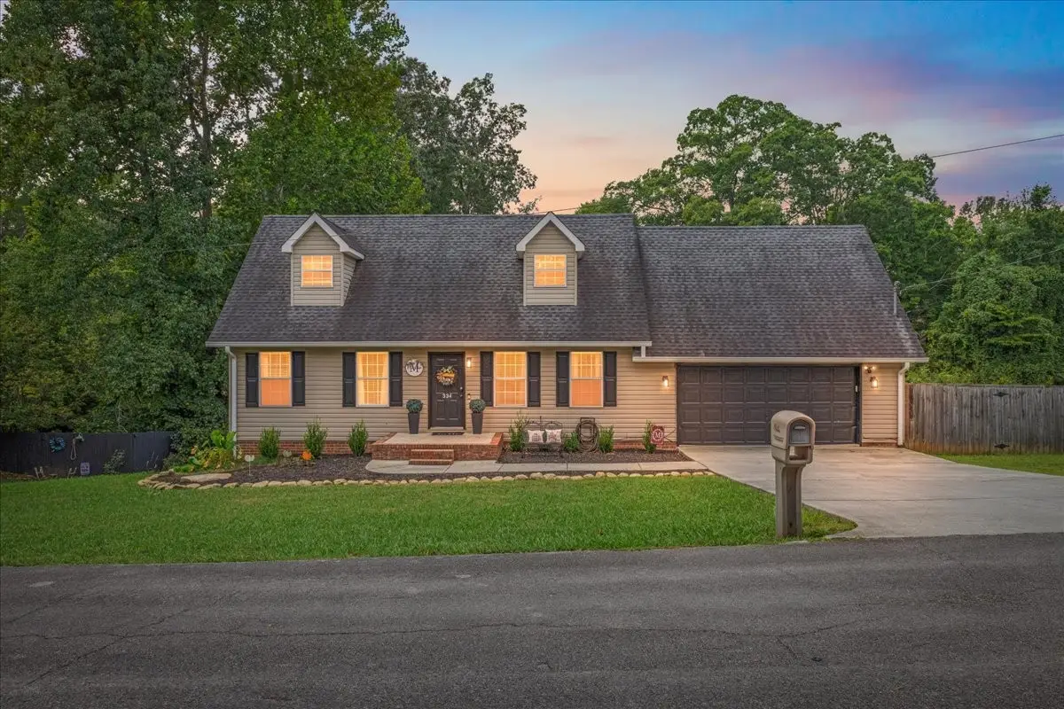 334 N Washington Ave, Etowah, TN 37331 - #1