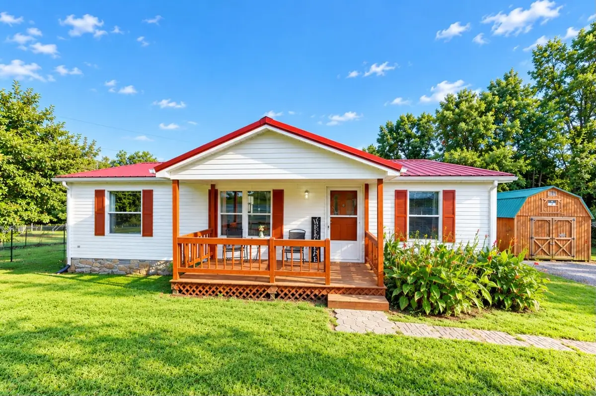 994 Pointe Ln, Lafayette, TN 37083 - #1