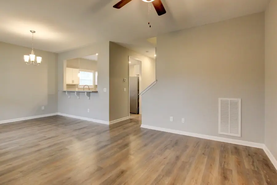 699 Ford St, Clarksville, TN 37040 - #3