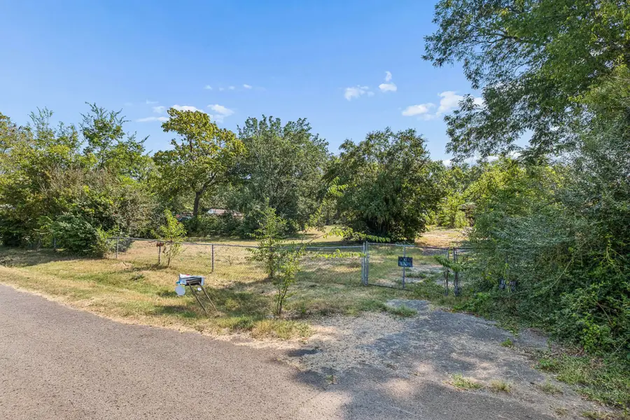 3904 Milford Rd, Nashville, TN 37218 - #2