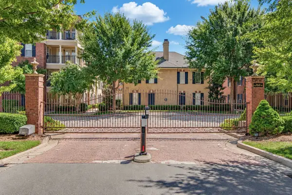 307 Seven Springs Way #102, Brentwood, TN 37027