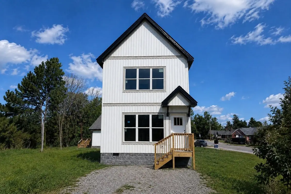 210 2nd St, Guthrie, KY 42234 - #1