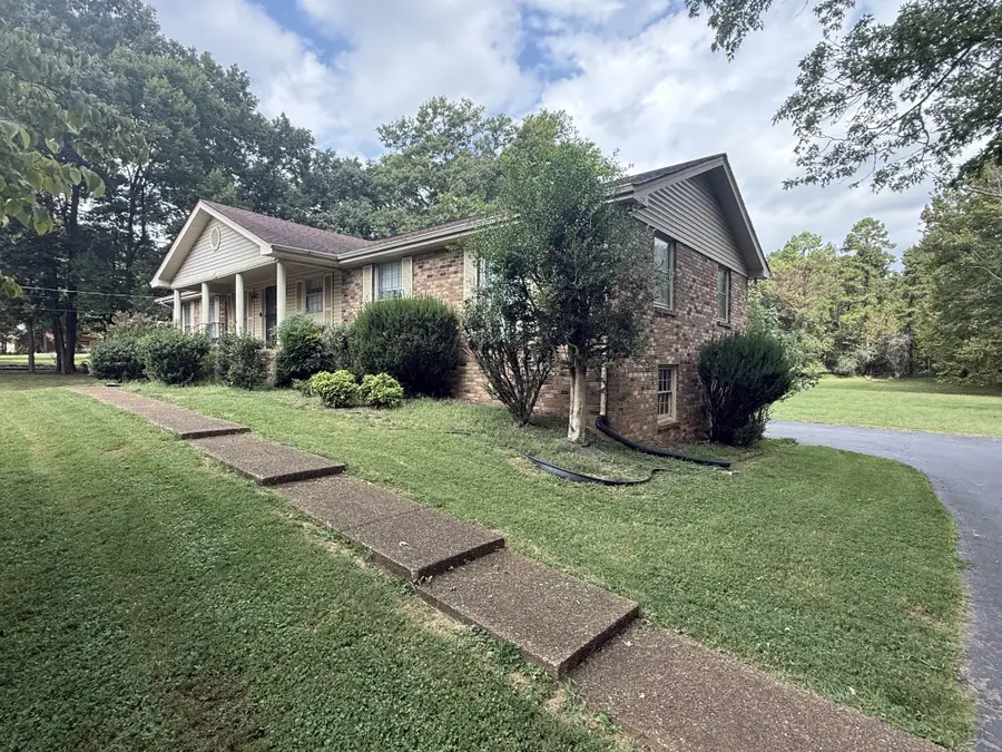 131 Bluegrass Pkwy, Lebanon, TN 37090 - #3