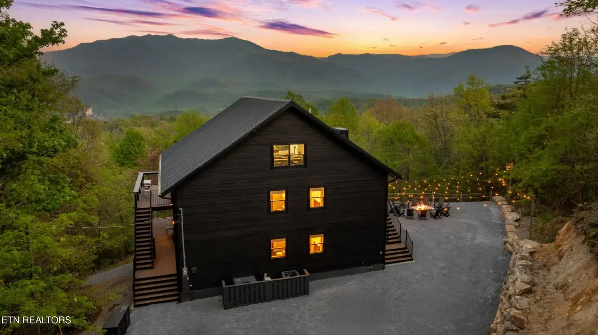 1433 Garrett Place, Gatlinburg, TN 37738 - #1