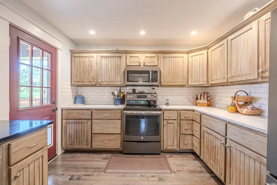 251 Fairy Tale Way, Savannah, TN 38372 - #2