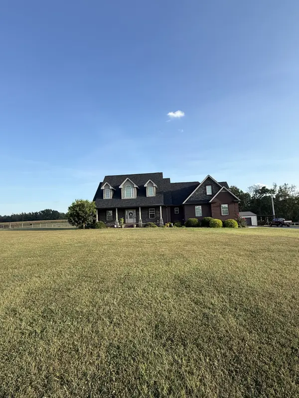 3326 Highway 52 E, Lafayette, TN 37083
