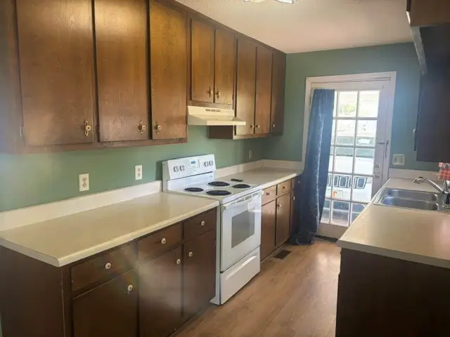 137 Shelbyville Hwy, Fayetteville, TN 37334 - #3
