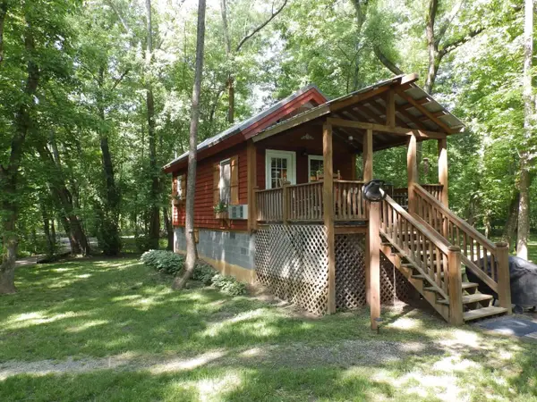 9852 Mullins Cove Rd, Whitwell, TN 37397