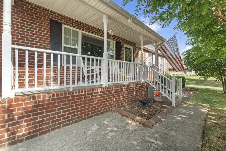 1008 Olivia Ct, Mount Juliet, TN 37122 - #3