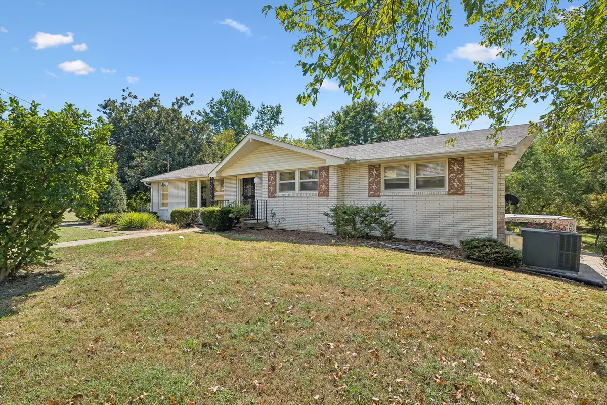 1225 Dalemere Dr, Nashville, TN 37207 - #1