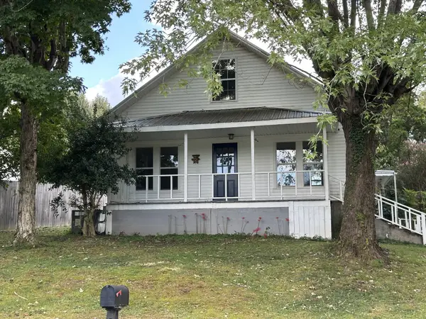104 Knob Hill Rd, Dover, TN 37058