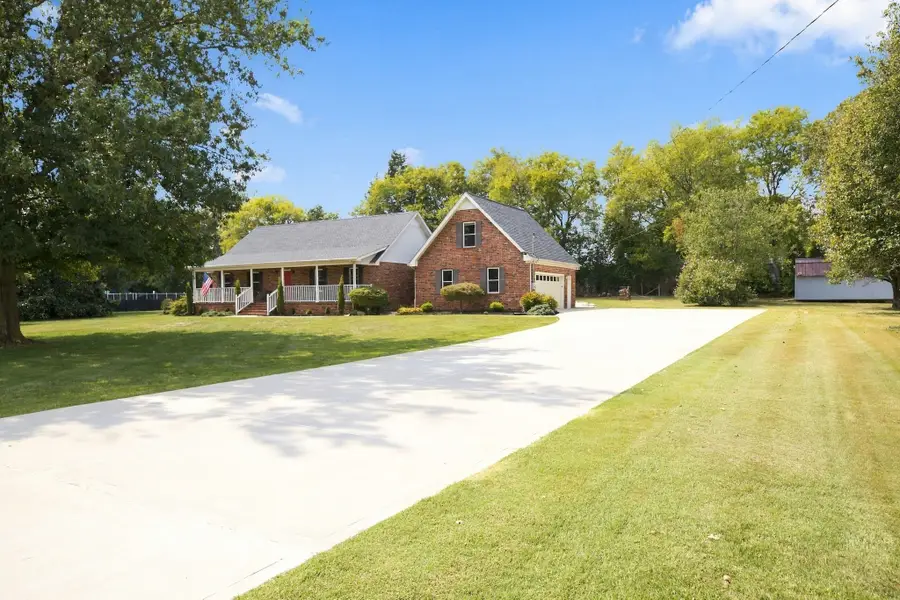 9011 Dandelion Dr, Murfreesboro, TN 37129 - #2